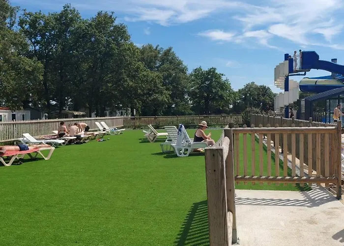 مكان تخييم Coeur De Vendee Mobil 6 Personnes La Boissiere-de-Montaigu